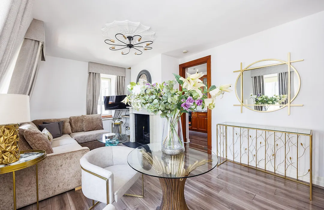Carlton Court - Mayfair-1